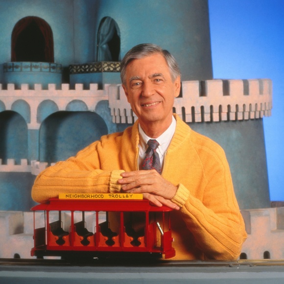 Meet your Posher, Lindsey - Picture 2 of 2